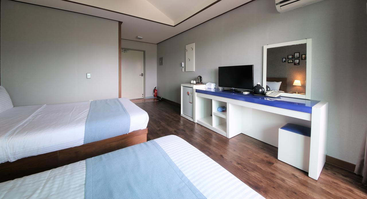 Woorim Hotel เมืองเชจู ภายนอก รูปภาพ