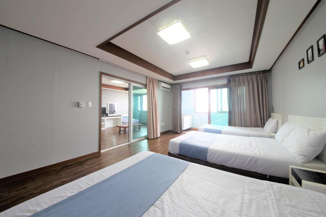 Woorim Hotel เมืองเชจู ภายนอก รูปภาพ