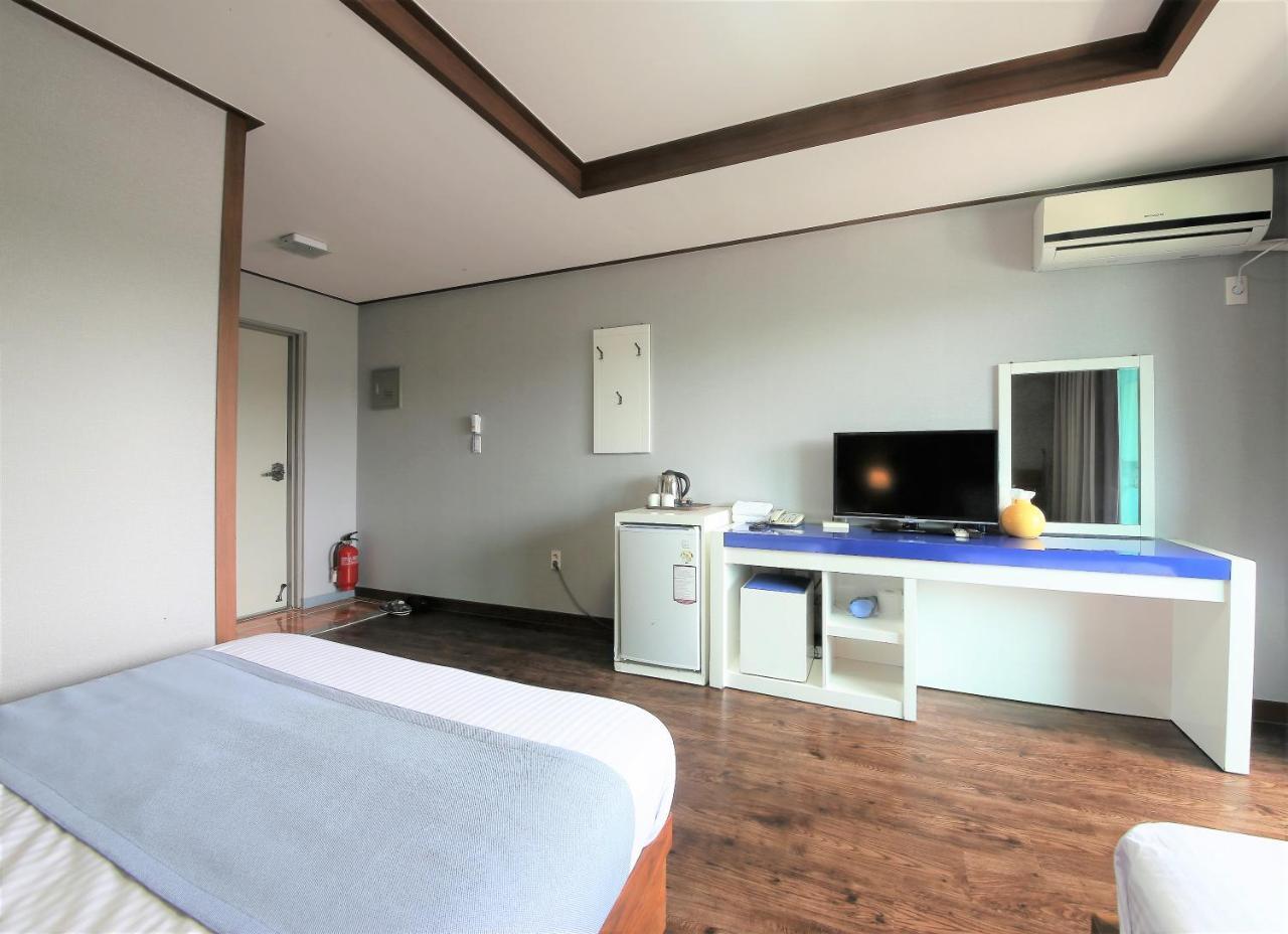 Woorim Hotel เมืองเชจู ภายนอก รูปภาพ
