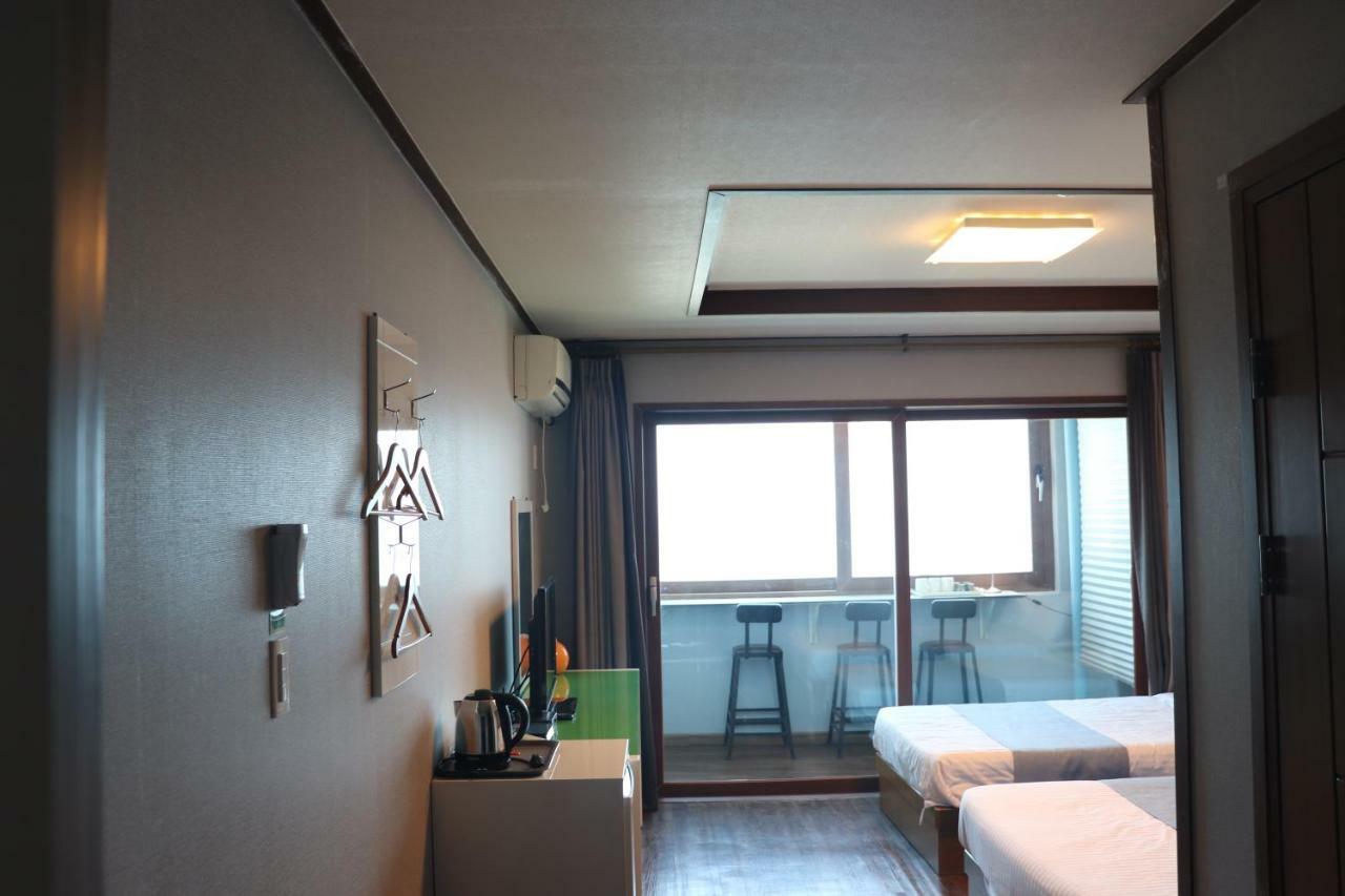 Woorim Hotel เมืองเชจู ภายนอก รูปภาพ
